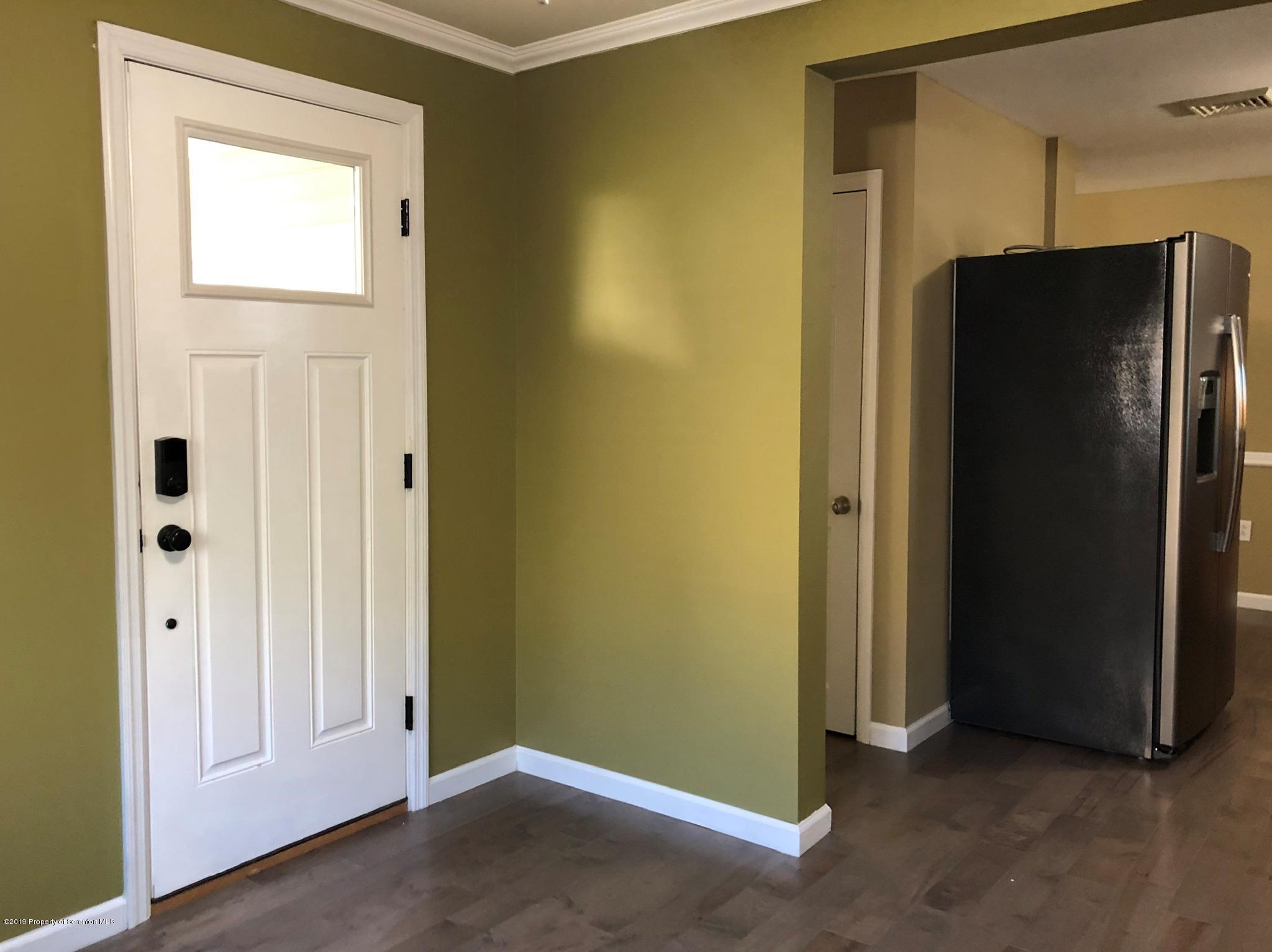 433 Rear Sanderson Avenue Throop, PA 18512 - Photo 3 of 36 Gallery Image 3