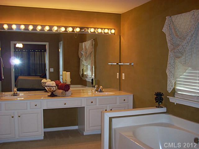9233 Hillston Ridge Road Huntersville, NC 28078 - Photo 7 of 9 Gallery Image 7
