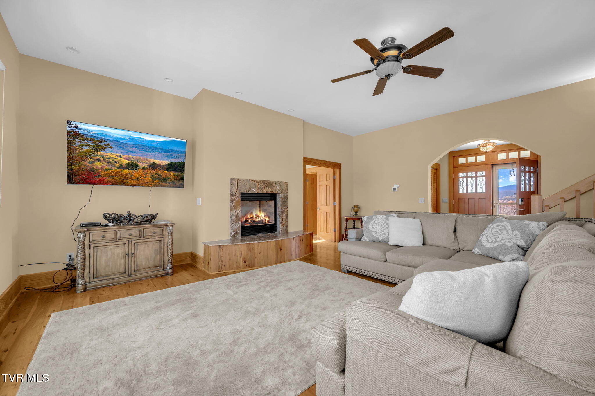 1869 Dry Hill Road Butler, TN 37640 - Photo 17 of 38 36-web-or-mls-_EXT7249