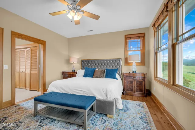 $999,900 | 1869 Dry Hill Road, Butler, TN 37640