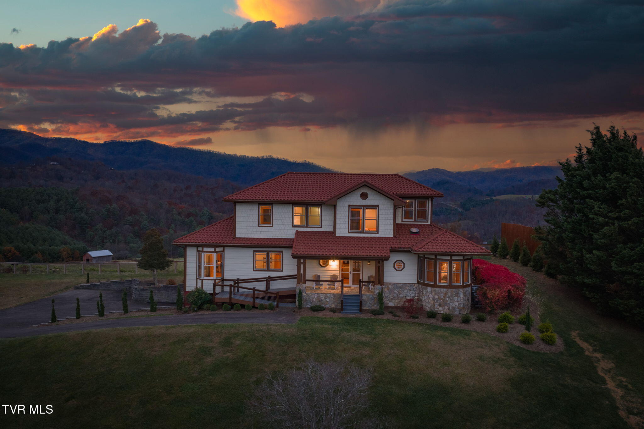 1869 Dry Hill Road Butler, TN 37640 - Photo 3 of 38 13-web-or-mls-DJI_20251109173152_0580_D