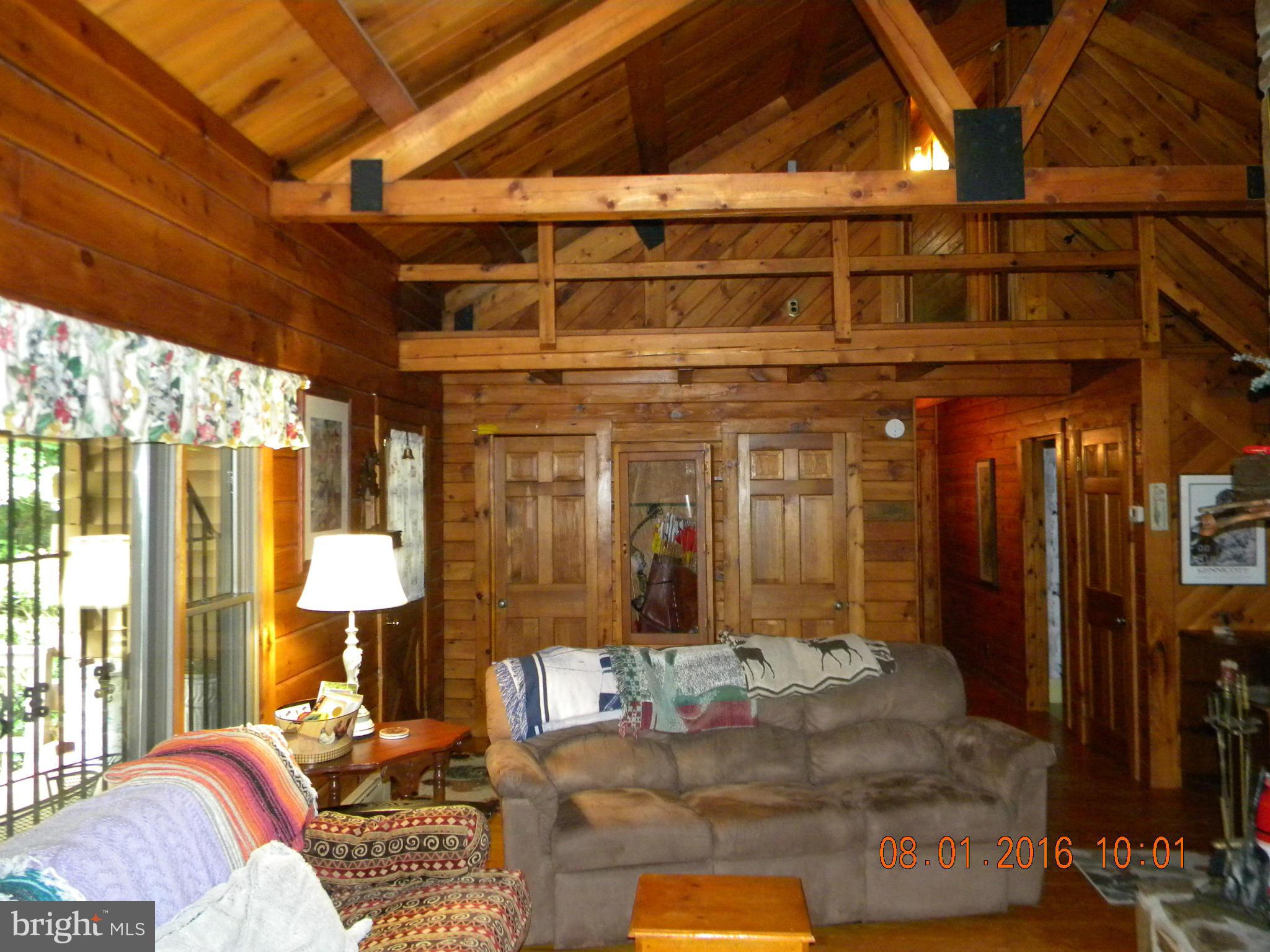 2014 Blue Mt Road Monkton, MD 21111 - Photo 3 of 30 Family Room