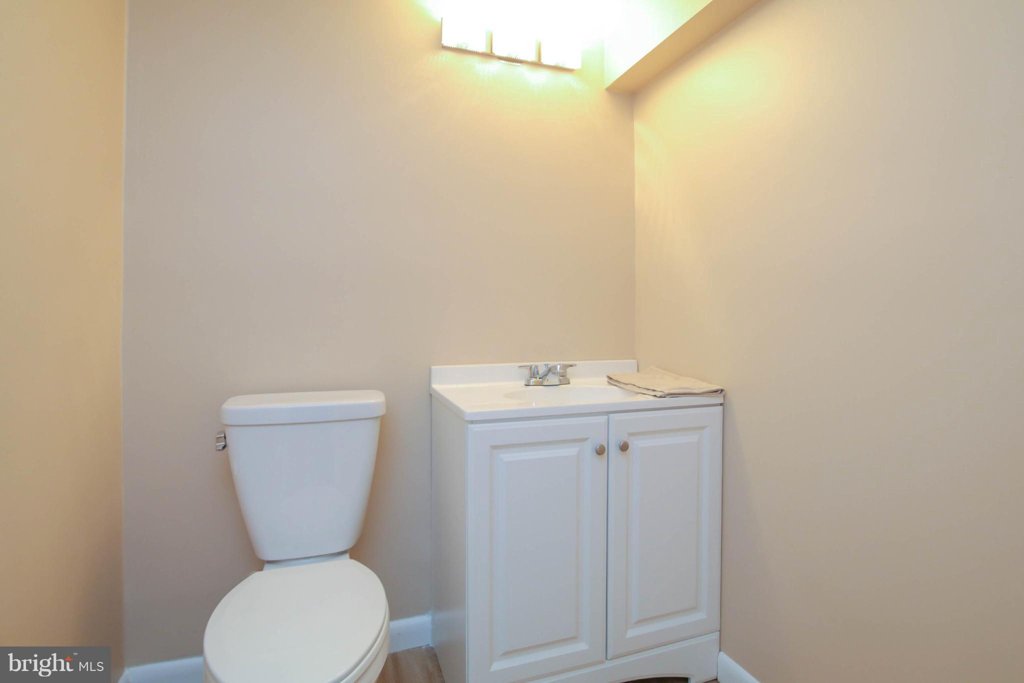 2826 Southview Road Ellicott City, MD 21042 - Photo 23 of 30 Bath