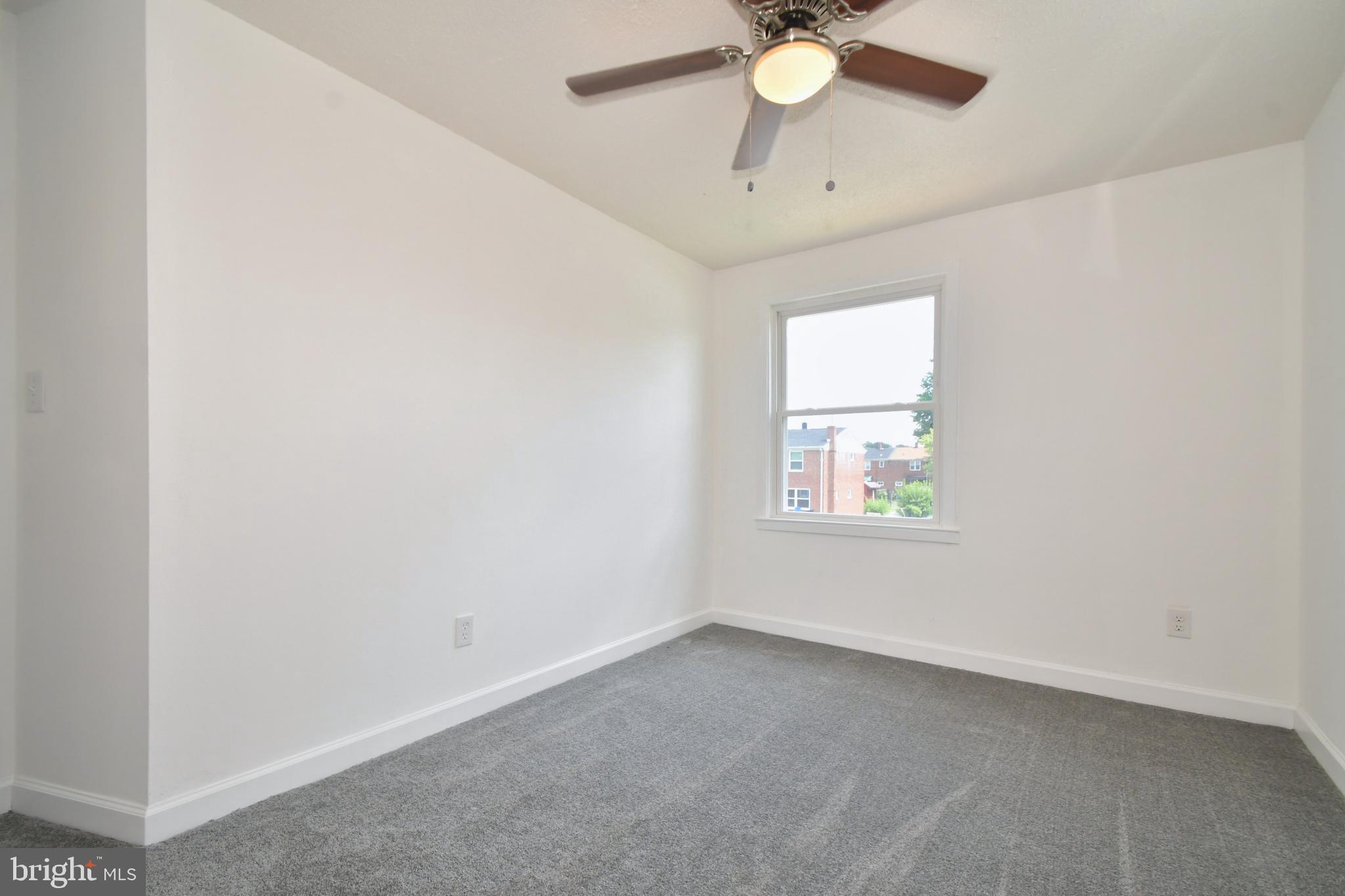 1624 Riverwood Road Baltimore, MD 21221 - Photo 17 of 40