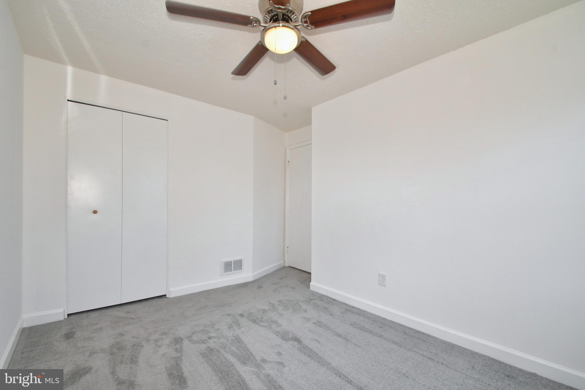 1624 Riverwood Road Baltimore, MD 21221 - Photo 18 of 40