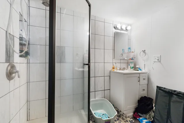 $599,000 | 104 East Clarence Street, Unit 106, Milwaukee, WI 53207