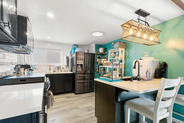 $599,000 | 104 East Clarence Street, Unit 106, Milwaukee, WI 53207