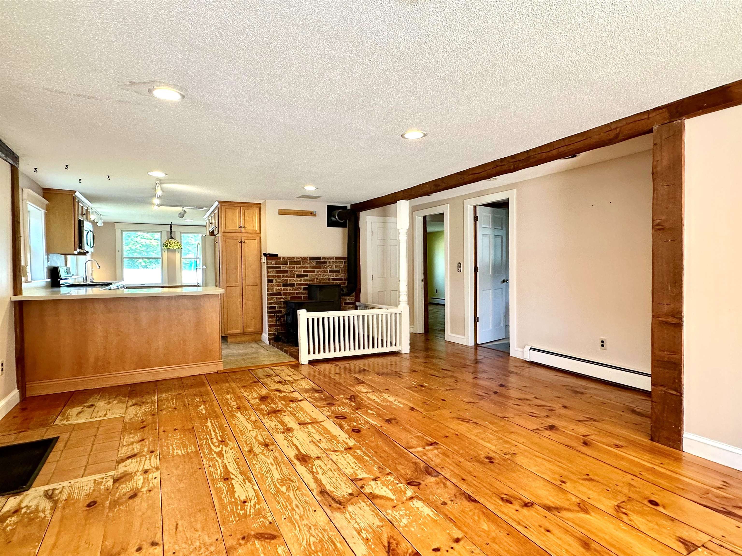 107 Village Road Wilmot, NH 03287 - Photo 4 of 29 Gallery Image 4