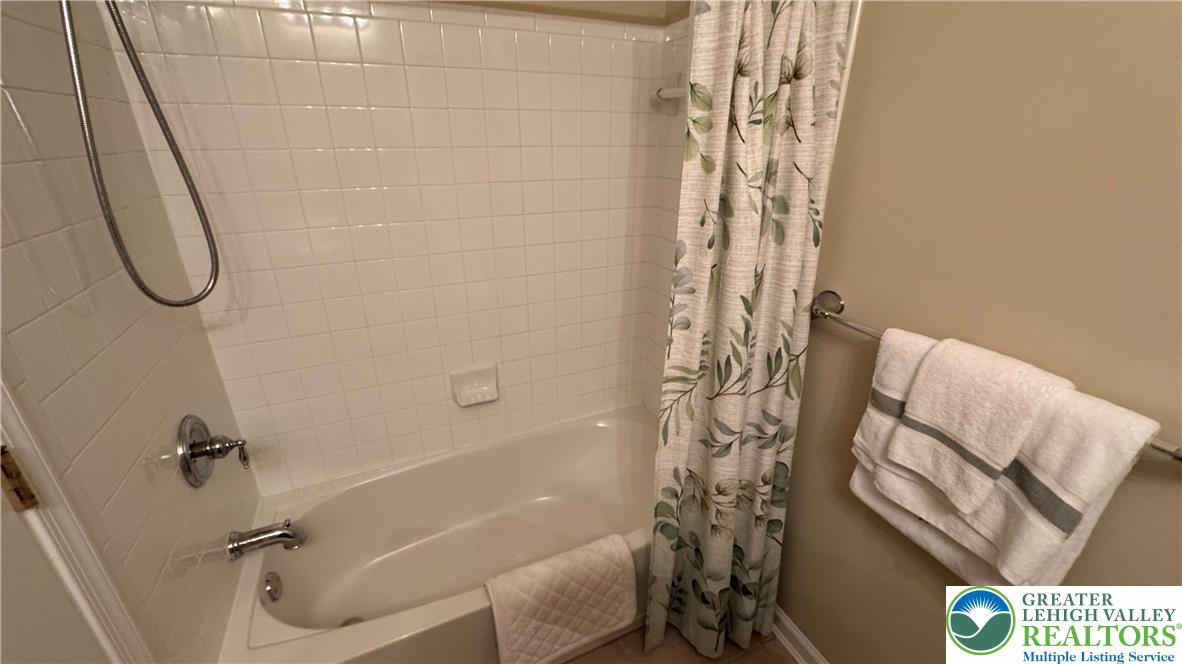 135 Clover Hollow Road Easton, PA 18045 - Photo 31 of 66