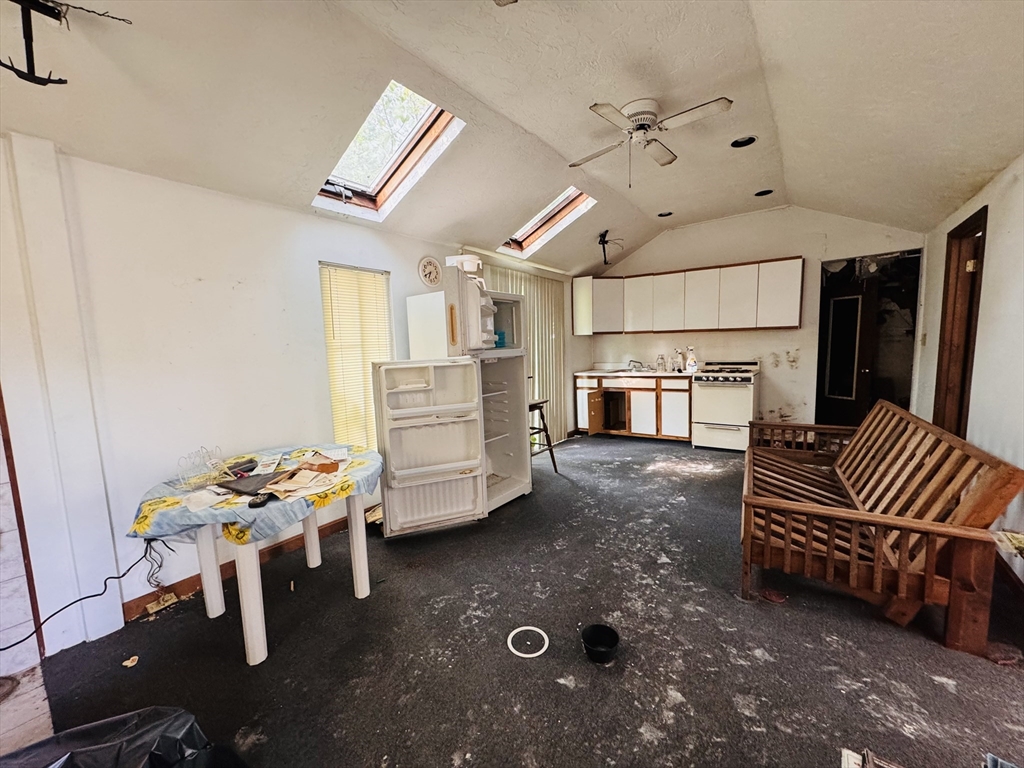 113 Swifts Beach Road Wareham, MA 02571 - Photo 6 of 7