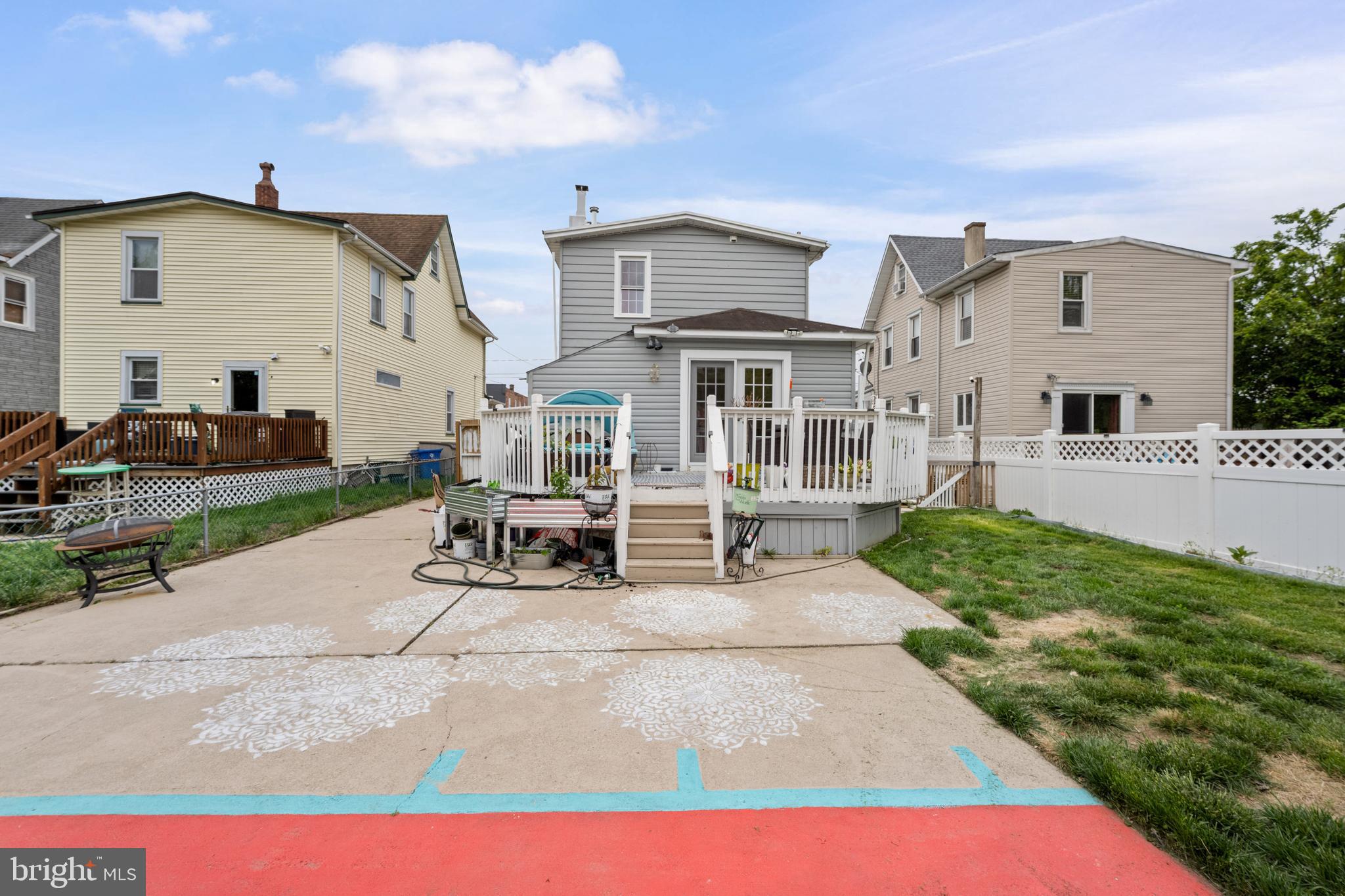 121 Cleveland Avenue Riverside, NJ 08075 - Photo 33 of 35 a view of a house with a patio