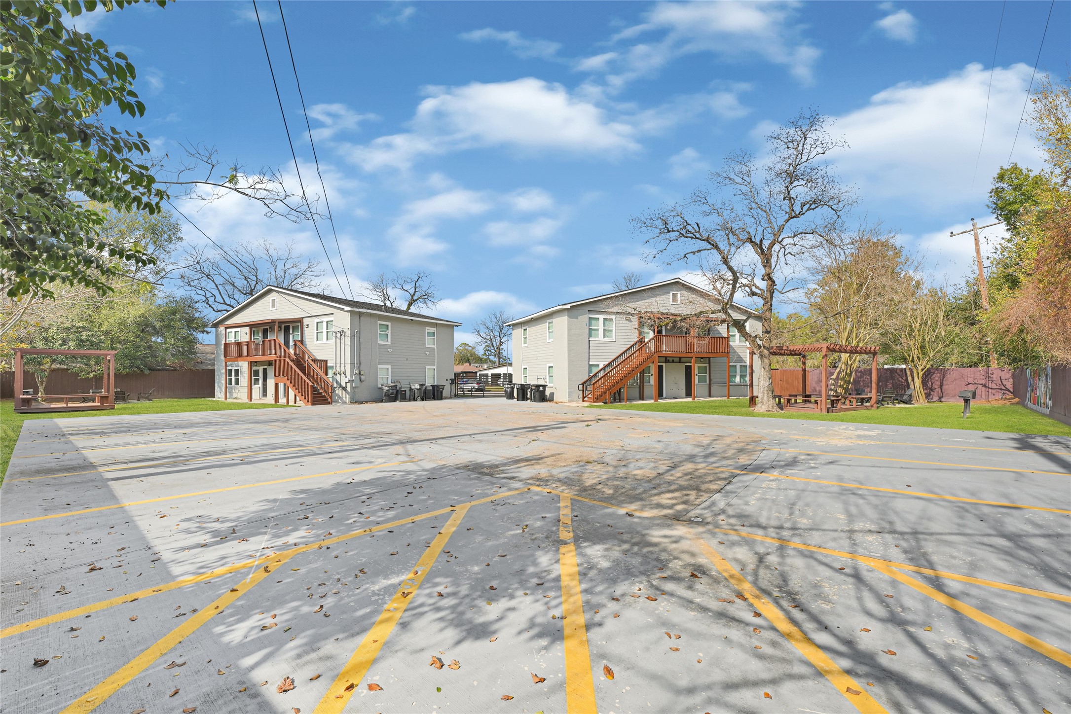 4326 Alconbury Lane, Unit 8 Houston, TX 77021 - Photo 28 of 28 a view of house with a street