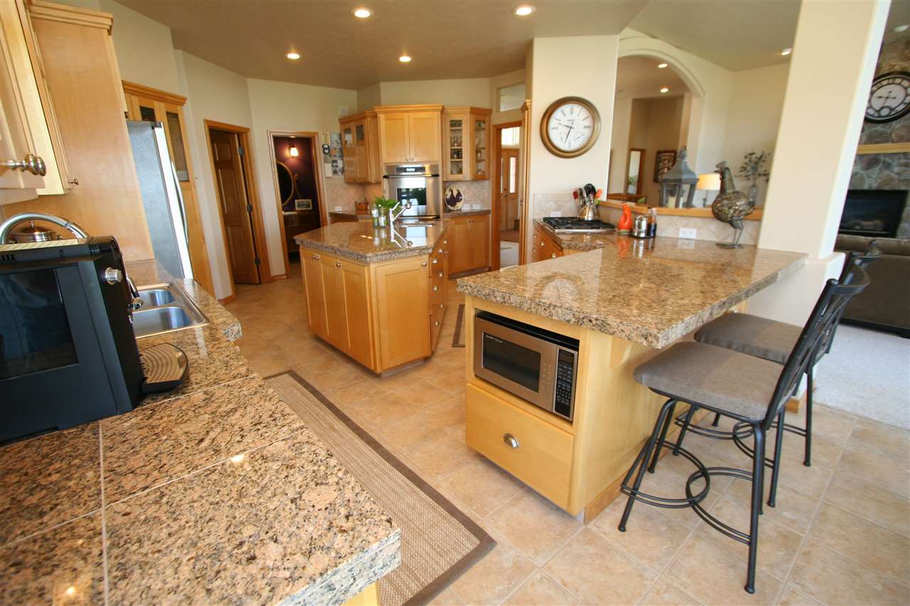 11309 South Freya Road Spokane, WA 99223 - Photo 4 of 20 Gallery Image 4
