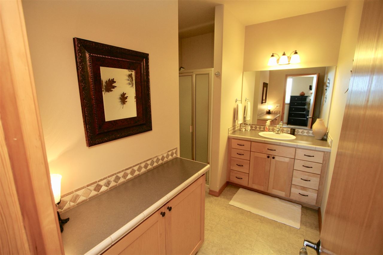 11309 South Freya Road Spokane, WA 99223 - Photo 9 of 20 Gallery Image 9