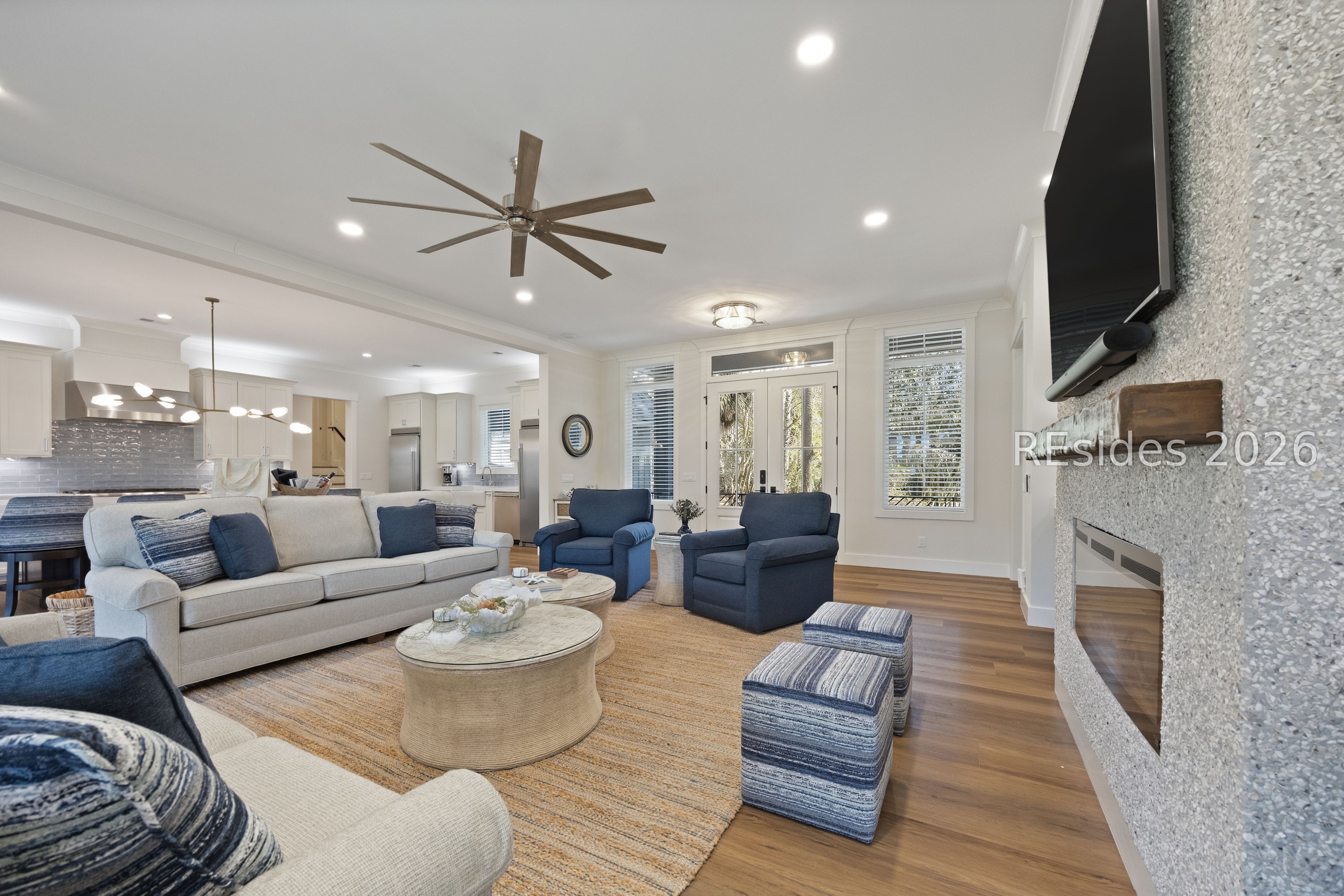 34 Tupelo Road Hilton Head Island, SC 29928 - Photo 4 of 42 Living Room
