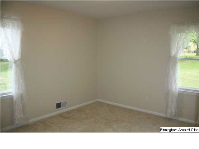 1212 Robertson Road Anniston, AL 36207 - Photo 15 of 29