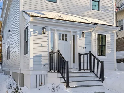 $929,000 | 142 Birch Street, Unit 1, Boston, MA 02131