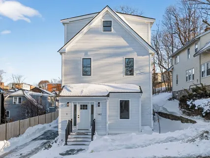 $929,000 | 142 Birch Street, Unit 1, Boston, MA 02131