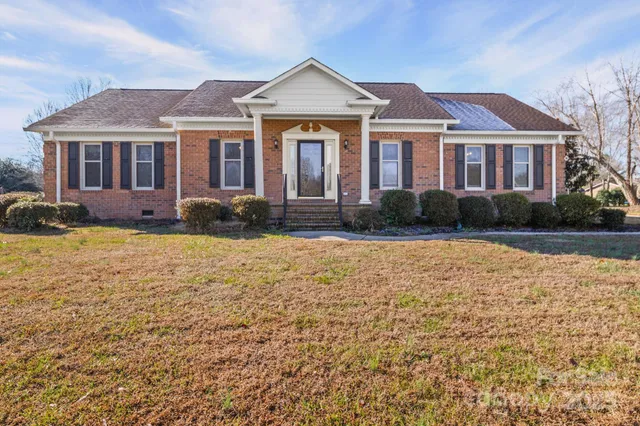 $469,900 | 3023 Tradd Drive, Harrisburg, NC 28075