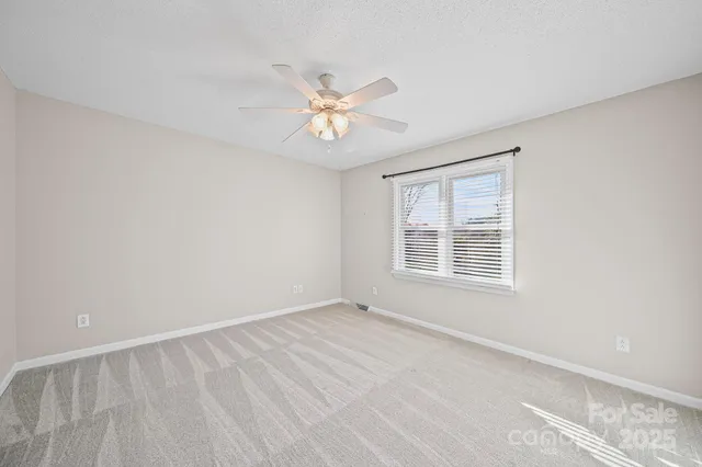 $469,900 | 3023 Tradd Drive, Harrisburg, NC 28075