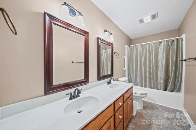 $469,900 | 3023 Tradd Drive, Harrisburg, NC 28075