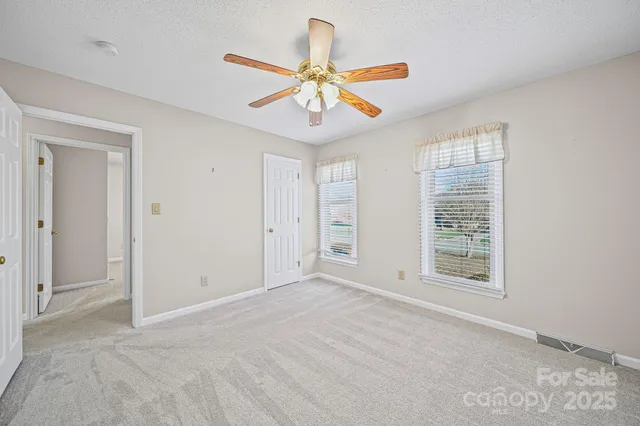 $469,900 | 3023 Tradd Drive, Harrisburg, NC 28075