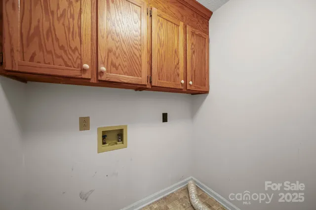 $469,900 | 3023 Tradd Drive, Harrisburg, NC 28075