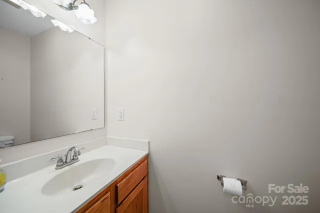 $469,900 | 3023 Tradd Drive, Harrisburg, NC 28075