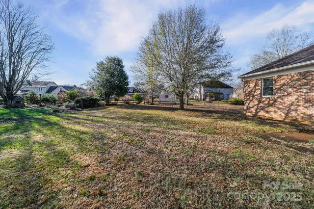 $469,900 | 3023 Tradd Drive, Harrisburg, NC 28075