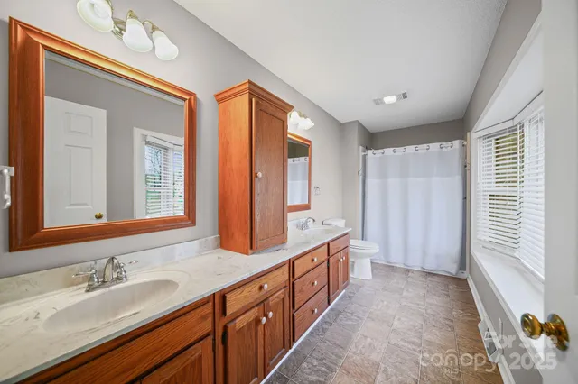 $469,900 | 3023 Tradd Drive, Harrisburg, NC 28075