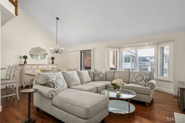 $419,000 | 4444 Lindell Boulevard, Unit 6, St. Louis, MO 63108