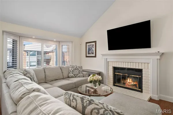 $419,000 | 4444 Lindell Boulevard, Unit 6, St. Louis, MO 63108