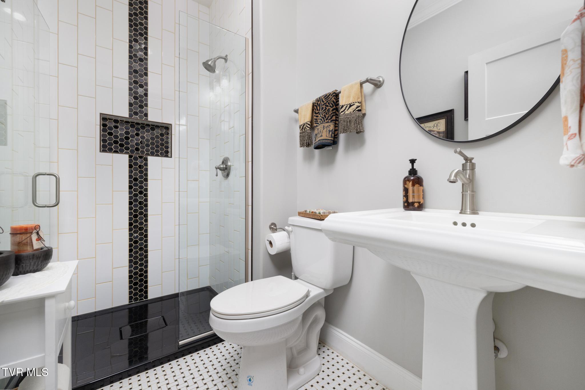 1394 Prospects Way Johnson City, TN 37615 - Photo 14 of 55 IMG_7891