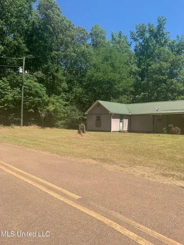 $37,500 | 1002 Poplar Springs Road, Hazlehurst, MS 39083