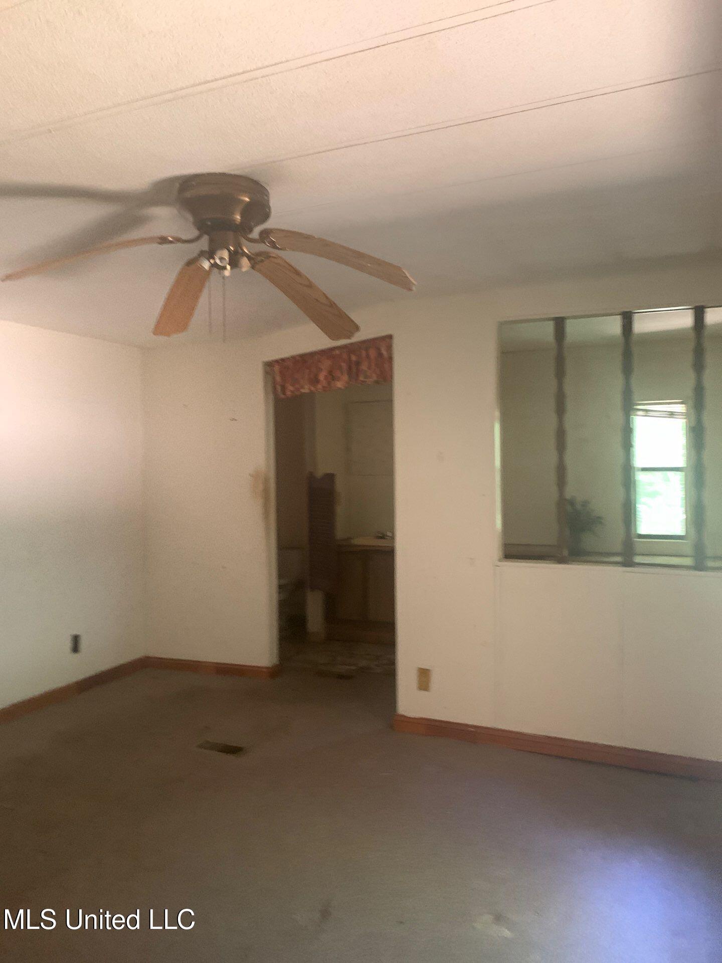 1002 Poplar Springs Road Hazlehurst, MS 39083 - Photo 6 of 20 178-May 21 2025 11_06am-8a7Z
