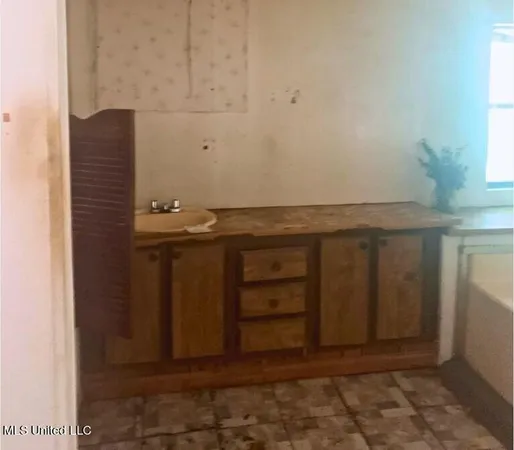 $31,500 | 1002 Poplar Springs Road, Hazlehurst, MS 39083