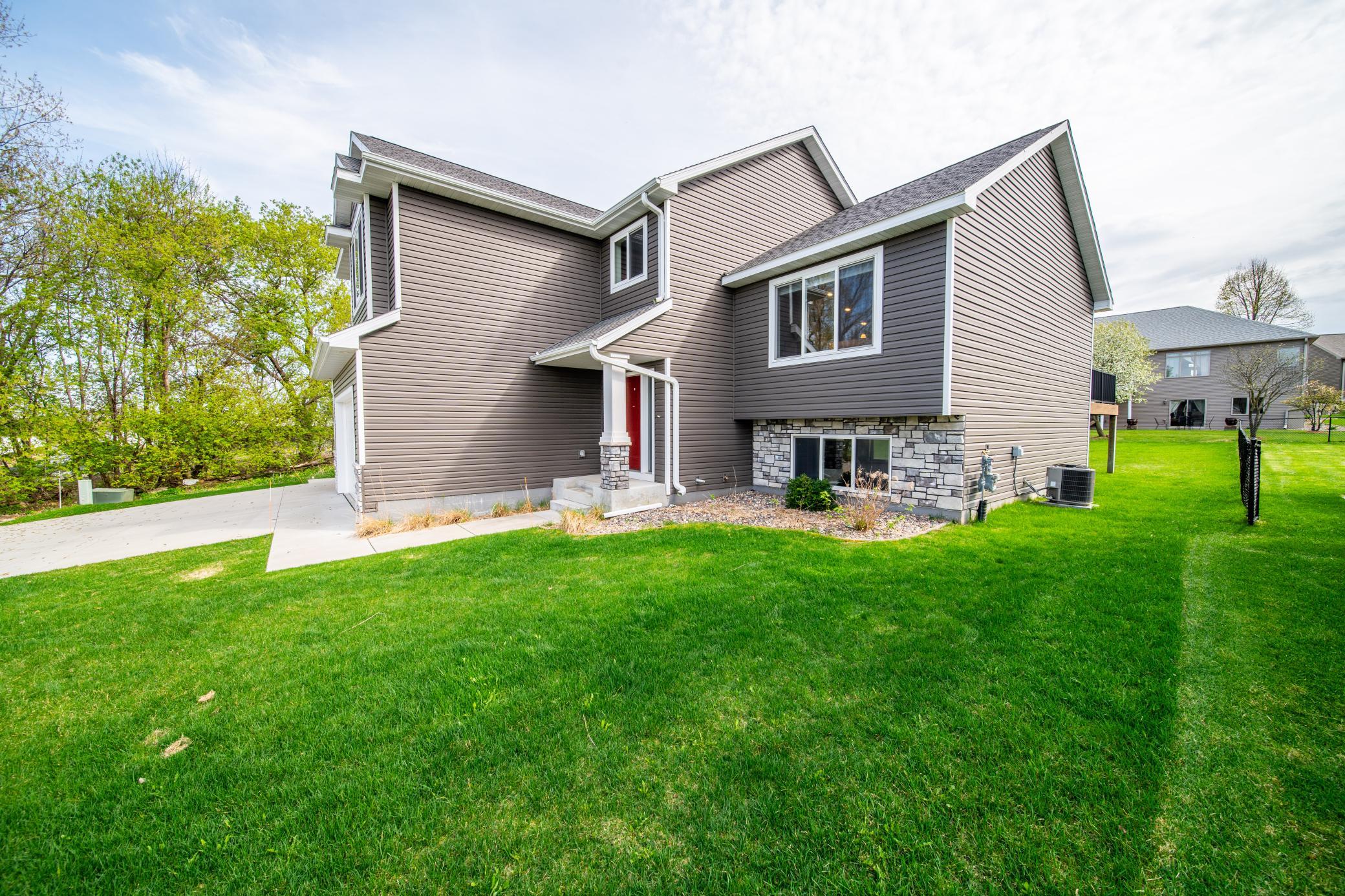 862 Portsmith Drive Northwest Rochester, MN 55901 - Photo 4 of 83