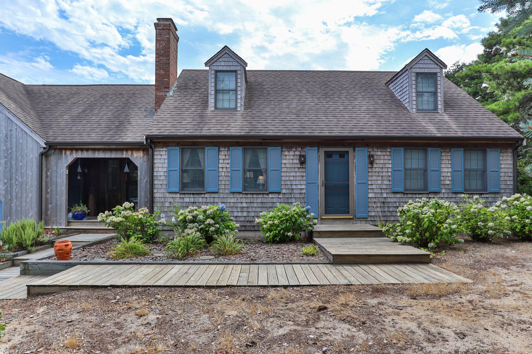 106 Castle Road Truro, MA 02666 - Photo 7 of 47 9-web-or-mls-106-castle-rd