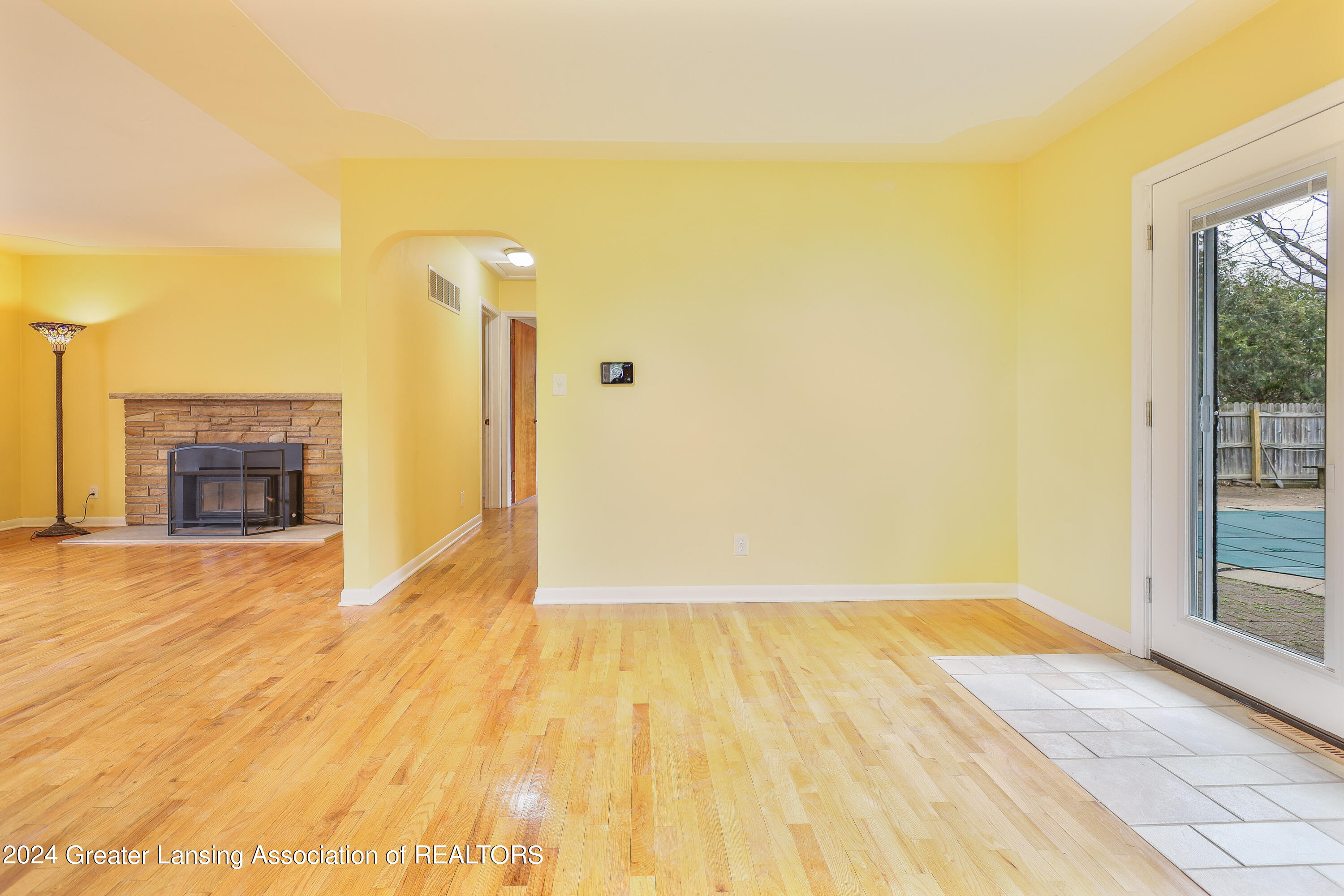 2803 South Cambridge Road Lansing, MI 48911 - Photo 9 of 68 Cambridge-25