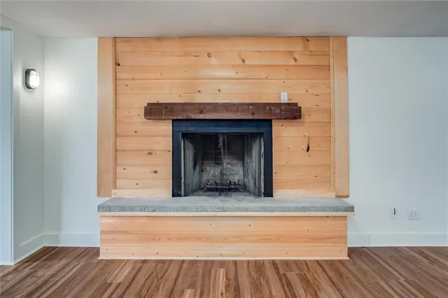 $450,000 | 3958 Louisiana Road, Ottawa, KS 66067