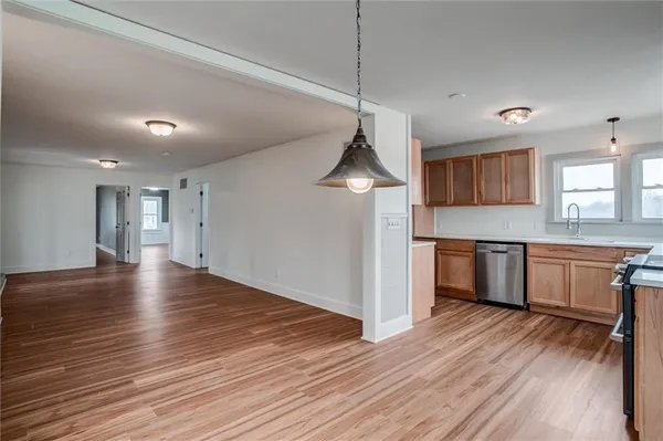 $435,000 | 3958 Louisiana Road, Ottawa, KS 66067