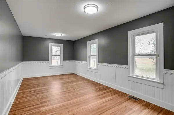 $435,000 | 3958 Louisiana Road, Ottawa, KS 66067