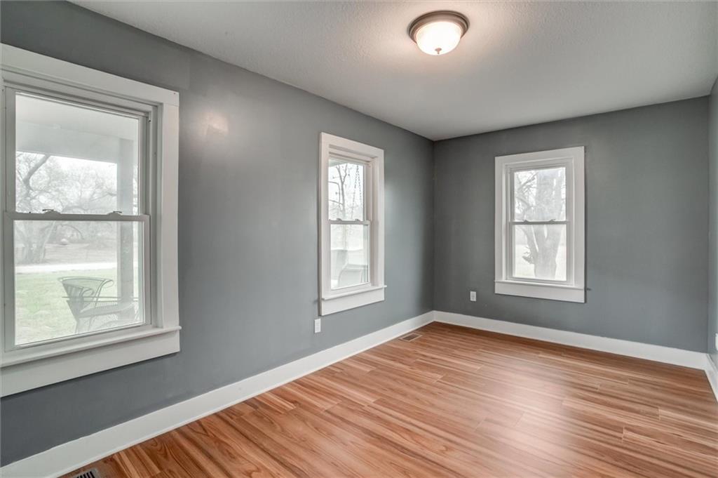 3958 Louisiana Road Ottawa, KS 66067 - Photo 23 of 41