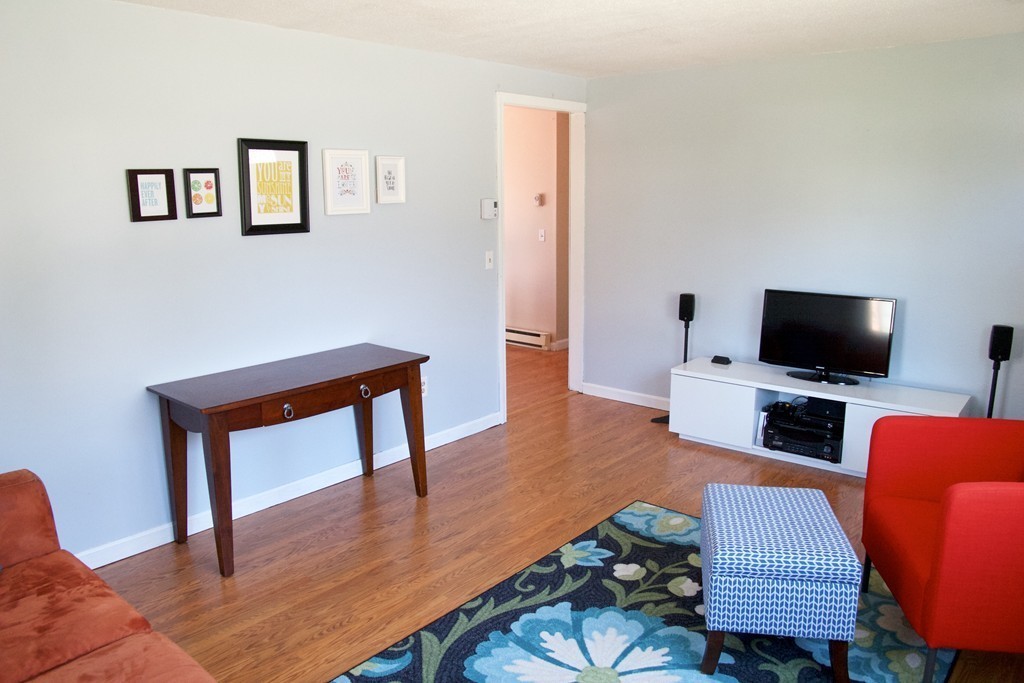 4 Bounty Road Oxford, MA 01540 - Photo 4 of 20 Gallery Image 4