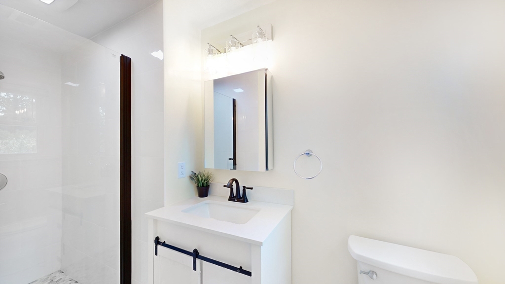 14 Tournament Road Natick, MA 01760 - Photo 13 of 34