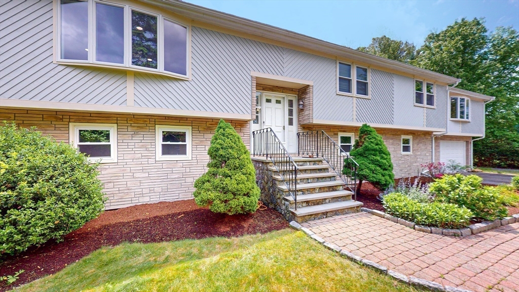 14 Tournament Road Natick, MA 01760 - Photo 31 of 34