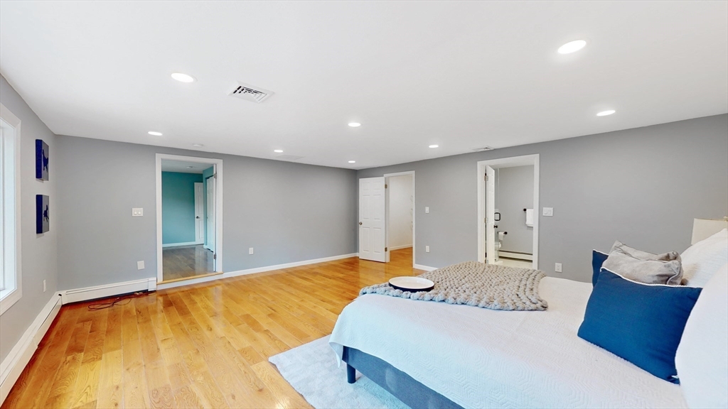 14 Tournament Road Natick, MA 01760 - Photo 8 of 34