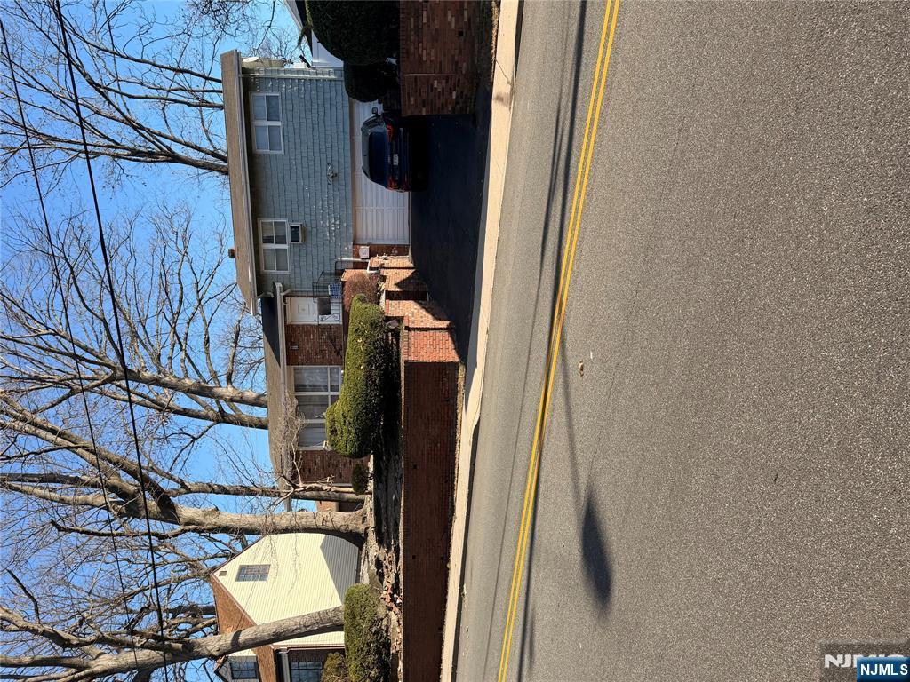 1032 Glen Road Fort Lee, NJ 07024 - Photo 5 of 16