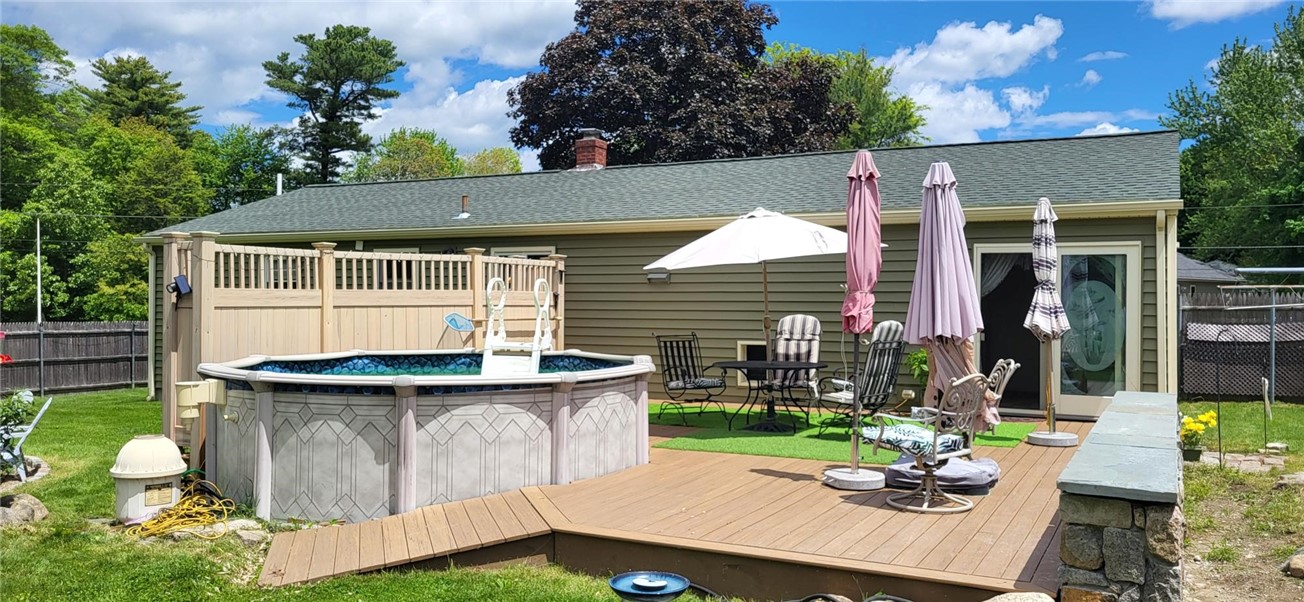 6 Colonial Road Coventry, RI 02816 - Photo 4 of 16
