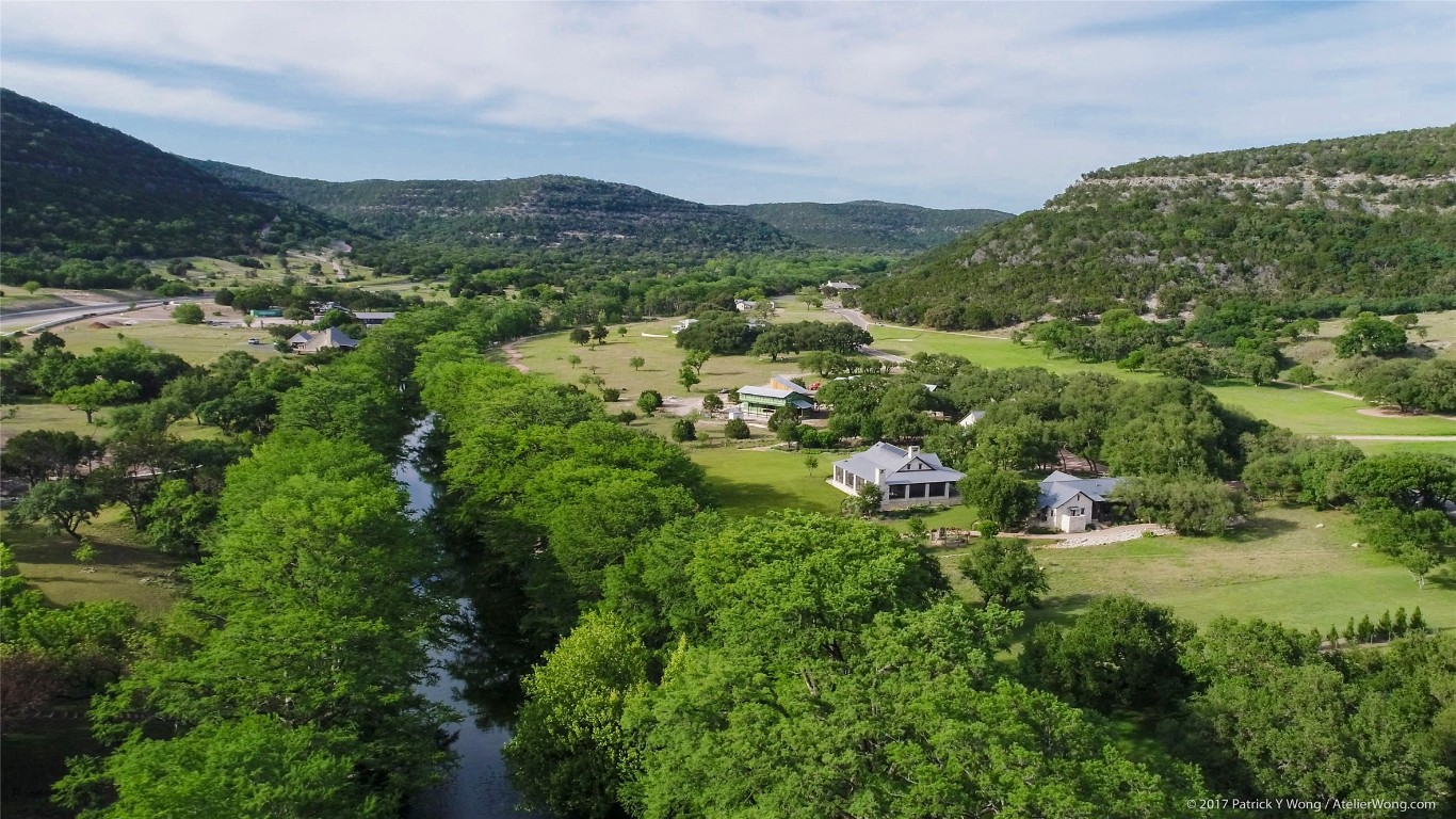 6098 Highway 83 Leakey, TX 78873 - Photo 11 of 14 an aerial view of residential house with outdoor space and trees all around